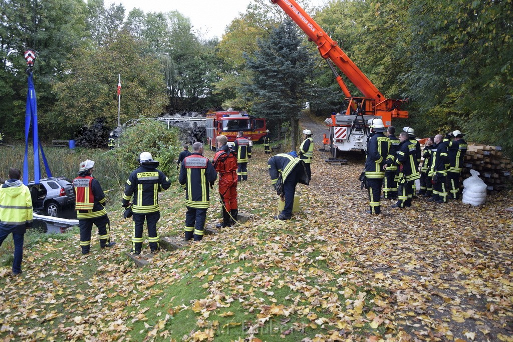 Einsatz BF Koeln PKW im See Koeln Esch P095.JPG - Miklos Laubert